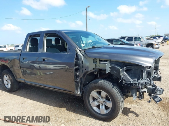 2018 Ram 1500 Tradesman z VIN 1C6RR6FG1JS341411, wystawiony jako IAAI lot #42477747 z przebiegiem 109 238 mil mil oraz . Historia ofert i sprzedaży dostępna na DreamBid. Obrazek 6.