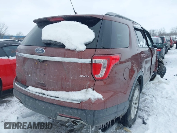2018 Ford Explorer XLT with VIN 1FM5K8D83JGA36476, listed as a IAAI auction lot 41606691 with 94,190 mi miles and . Bid and sale history available at carsss.com. Image 4.