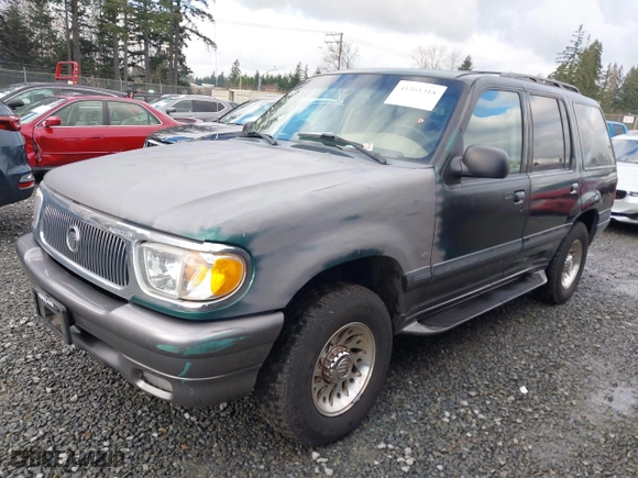 2000 Mercury Mountaineer with VIN 4M2ZU86P0YUJ05005, listed as a IAAI auction lot 41361318 with 208,644 mi miles. Bid and sale history available at carsss.com. Image 17.