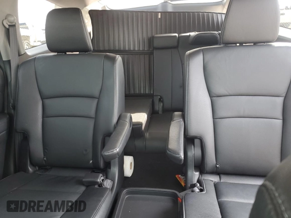 2022 Honda Pilot Touring 7-Passenger with VIN 5FNYF6H67NB018467, listed as a Copart auction lot 45358605 with 29,268 mi miles and Salvage Title. Bid and sale history available at carsss.com. Image 10.