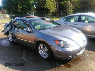 2007 Acura RL с VIN JH4KB16557C003480, выставлен на аукционе IAAI как лот 41392127 с пробегом Не указан миль и . История ставок и продаж доступна на DreamBid. Изображение 1.