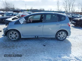 2009 Honda Fit Sport with VIN JHMGE884X9S026613, listed as a IAAI auction lot 41593112 with 144,736 mi miles. Bid and sale history available at carsss.com. Image 14.