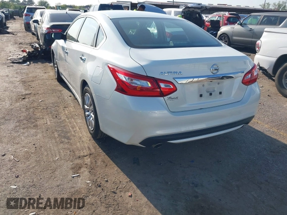 2016 Nissan Altima S z VIN 1N4AL3APXGC236145, wystawiony jako IAAI lot #41883454 z przebiegiem 47 167 mil mil oraz . Historia ofert i sprzedaży dostępna na DreamBid. Obrazek 3.