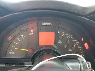 1994 Chevrolet Corvette z VIN 1G1YY22P6R5101716, wystawiony jako Copart lot #70466974 z przebiegiem 75 568 mil mil oraz Szkoda całkowita • Salvage title. Historia ofert i sprzedaży dostępna na DreamBid. Obrazek 9.