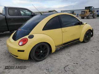 2009 Volkswagen New Beetle Coupe S with VIN 3VWPW31C39M507232, listed as a Copart auction lot 47477575 with 132,606 mi miles and Salvage Title. Bid and sale history available at carsss.com. Image 3.