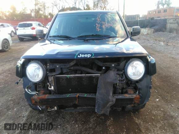2014 Jeep Patriot Latitude with VIN 1C4NJRFB0ED799097, listed as a IAAI auction lot 40834502 with 192,940 mi miles. Bid and sale history available at carsss.com. Image 6.