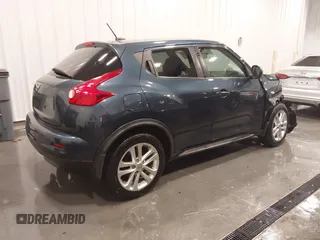 2013 Nissan Juke SV with VIN JN8AF5MV4DT216433, listed as a IAAI auction lot 41273226 with 111,775 mi miles. Bid and sale history available at carsss.com. Image 4.