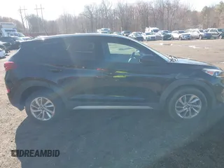 2017 Hyundai Tucson SE with VIN KM8J3CA48HU262668, listed as a IAAI auction lot 41852976 with 22,299 mi miles. Bid and sale history available at carsss.com. Image 13.