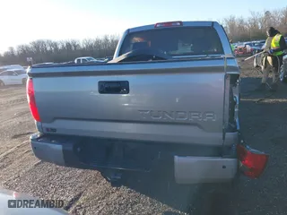 2019 Toyota Tundra 4WD SR5 with VIN 5TFDY5F17KX825602, listed as a IAAI auction lot 41368794 with 39,486 mi miles. Bid and sale history available at carsss.com. Image 15.