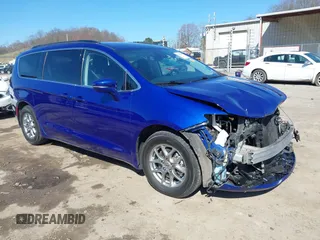 2021 Chrysler Pacifica Touring with VIN 2C4RC1FG5MR511546, listed as a IAAI auction lot 41882085 with 85,635 mi miles and . Bid and sale history available at DreamBid. Image 1.