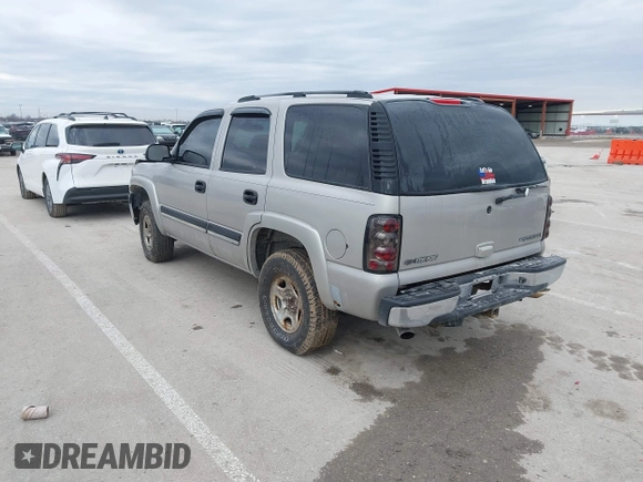 2005 Chevrolet Tahoe LS z VIN 1GNEK13T15J125805, wystawiony jako IAAI lot #41490443 z przebiegiem Nie podano mil oraz . Historia ofert i sprzedaży dostępna na DreamBid. Obrazek 3.
