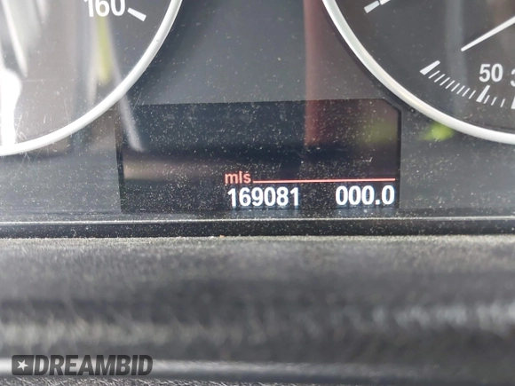 2013 BMW 3 Series 328i с VIN WBA3A5G52DNP23542, выставлен на аукционе IAAI как лот 42599708 с пробегом 169 081 миль миль и . История ставок и продаж доступна на DreamBid. Изображение 7.
