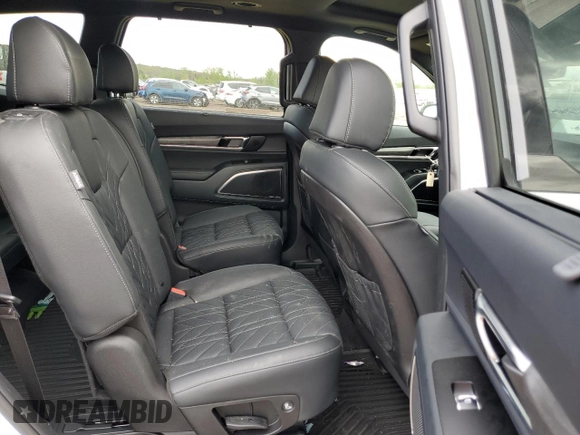 2025 Kia Telluride SX X-Line с VIN 5XYP5DGC0SG615829, выставлен на аукционе Copart как лот 54059675 с пробегом 5 337 миль миль и Списание • Salvage title. История ставок и продаж доступна на DreamBid. Изображение 11.
