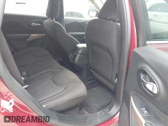2017 Jeep Cherokee Latitude с VIN 1C4PJLCB1HW640544, выставлен на аукционе IAAI как лот 42470961 с пробегом 105 074 миль миль и . История ставок и продаж доступна на DreamBid. Изображение 8.