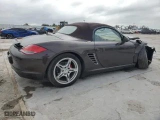 2012 Porsche Boxster with VIN WP0CA2A82CS710374, listed as a Copart auction lot 84326364 with 114,252 mi miles and Salvage Title. Bid and sale history available at carsss.com. Image 3.