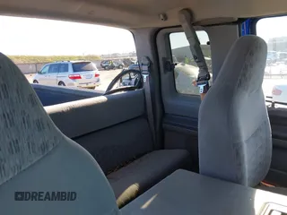 1999 Ford F-250 XL с VIN 1FTNX21F0XEA21055, выставлен на аукционе IAAI как лот 41337200 с пробегом 173 431 миль миль и . История ставок и продаж доступна на DreamBid. Изображение 8.