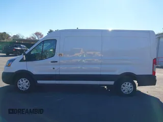 2022 Ford E-Transit Cargo with VIN 1FTBW9CK0NKA50238, listed as a IAAI auction lot 40785590 with 38,944 mi miles. Bid and sale history available at carsss.com. Image 14.
