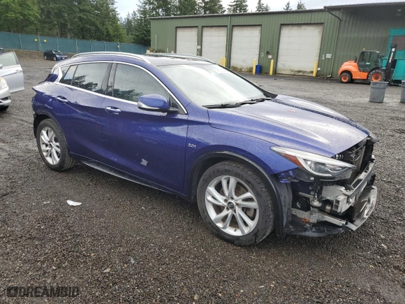 2019 Infiniti QX30 ESSENTIAL with VIN SJKCH5CP2KA010048, listed as a Copart auction lot 79503904 with 90,855 mi miles and Salvage Title. Bid and sale history available at carsss.com. Image 4.