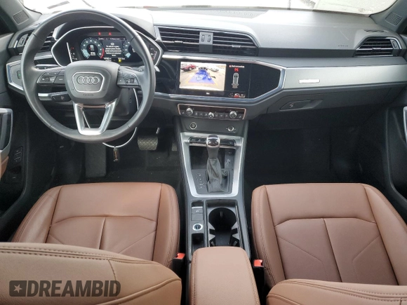 2023 Audi Q3 S line Premium z VIN WA1DECF3XP1144319, wystawiony jako Copart lot #50177425 z przebiegiem 10 785 mil mil oraz Szkoda całkowita • Salvage title. Historia ofert i sprzedaży dostępna na DreamBid. Obrazek 8.