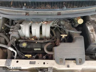 2000 Chrysler Town & Country Limited with VIN 1C4GP64L6YB609675, listed as a IAAI auction lot 41980552 with 183,181 mi miles. Bid and sale history available at carsss.com. Image 10.