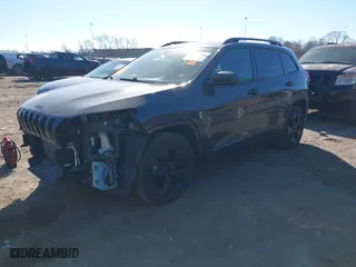 2017 Jeep Cherokee Sport with VIN 1C4PJLAB1HW617820, listed as a IAAI auction lot 41647467 with 109,407 mi miles. Bid and sale history available at carsss.com. Image 17.