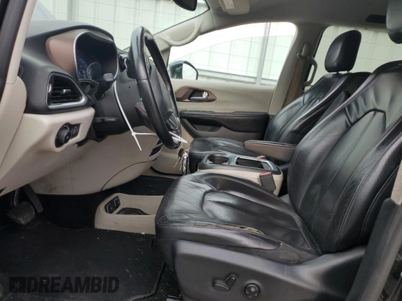 2017 Chrysler Pacifica Touring L Plus with VIN 2C4RC1EG9HR591943, listed as a Copart auction lot 47146785 with 69,638 mi miles and Salvage Title. Bid and sale history available at DreamBid. Image 7.
