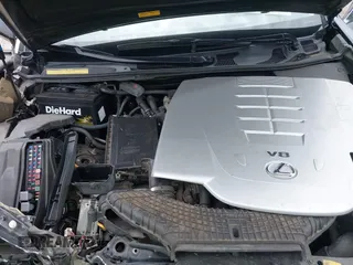 2008 Lexus LS 460 z VIN JTHBL46F385074108, wystawiony jako IAAI lot #42418627 z przebiegiem 200 556 mil mil oraz . Historia ofert i sprzedaży dostępna na DreamBid. Obrazek 10.