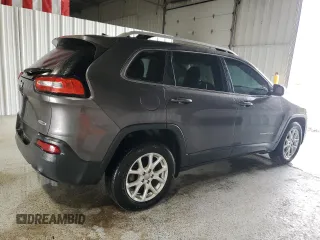 2017 Jeep Cherokee Latitude with VIN 1C4PJLCBXHD232099, listed as a Copart auction lot 55359125 with 61,639 mi miles and Clean title. Bid and sale history available at DreamBid. Image 3.