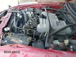 1994 Ford Mustang z VIN 1FALP45T0RF221620, wystawiony jako IAAI lot #42607243 z przebiegiem 64 775 mil mil oraz . Historia ofert i sprzedaży dostępna na DreamBid. Obrazek 20.