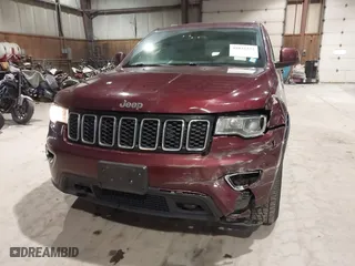 2018 Jeep Grand Cherokee Laredo E with VIN 1C4RJFAG9JC359284, listed as a IAAI auction lot 41032232 with 163,679 mi miles. Bid and sale history available at carsss.com. Image 6.