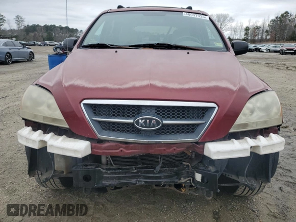 2006 Kia Sorento LX with VIN KNDJD733765583752, listed as a Copart auction lot 48997935 with 176,846 mi miles and Clean Title. Bid and sale history available at DreamBid. Image 5.