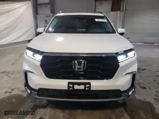 2025 Honda Pilot Elite with VIN 5FNYG1H88SB021536, listed as a Copart auction lot 42757245 with 8,637 mi miles and Salvage Title. Bid and sale history available at carsss.com. Image 5.