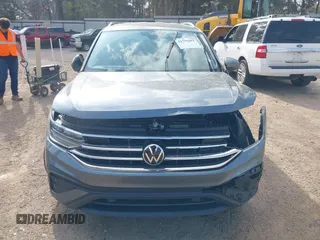 2023 Volkswagen Tiguan SE с VIN 3VV3B7AX1PM082647, выставлен на аукционе IAAI как лот 41795692 с пробегом 15 022 миль миль и . История ставок и продаж доступна на DreamBid. Изображение 6.