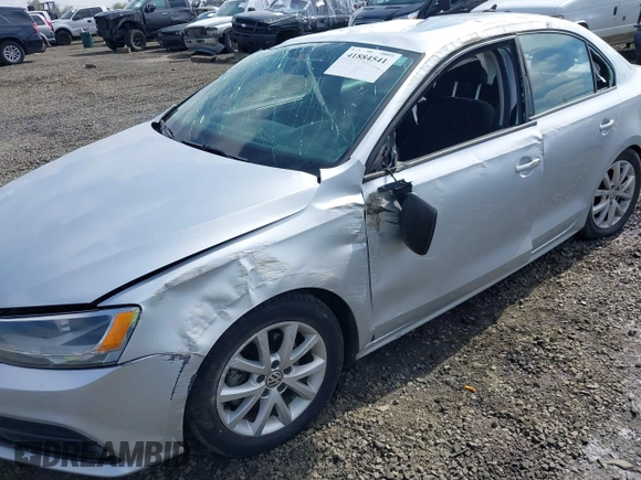 2015 Volkswagen Jetta Sedan 1.8T SE with VIN 3VWD17AJ3FM297573, listed as a IAAI auction lot 41884541 with 98,225 mi miles. Bid and sale history available at carsss.com. Image 6.