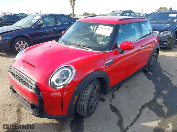 2022 MINI Hardtop 2 Door Cooper S with VIN WMW53DH00N2R18851, listed as a IAAI auction lot 41428559 with 18,952 mi miles. Bid and sale history available at carsss.com. Image 2.