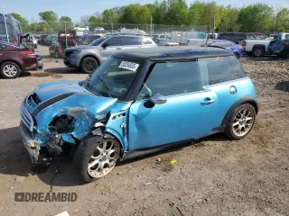 2005 MINI Hardtop S z VIN WMWRE33505TL10315, wystawiony jako Copart lot #55234535 z przebiegiem 148 197 mil mil oraz Szkody całkowita. Historia ofert i sprzedaży dostępna na DreamBid. Obrazek 1.