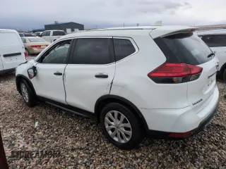 2017 Nissan Rogue SV with VIN KNMAT2MT9HP544611, listed as a Copart auction lot 48399445 with 185,489 mi miles and Salvage Title. Bid and sale history available at carsss.com. Image 2.