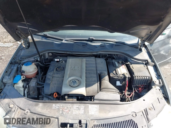 2006 Volkswagen Passat with VIN WVWGK73C86P090764, listed as a IAAI auction lot 42653361 with 101,464 mi miles and . Bid and sale history available at DreamBid. Image 10.