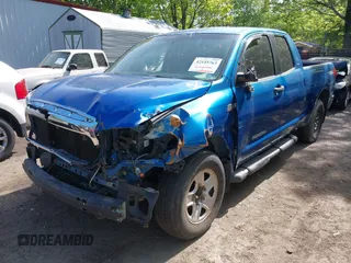 2008 Toyota Tundra 4WD Truck with VIN 5TBBV54198S492975, listed as a IAAI auction lot 42145763 with 281,934 mi miles. Bid and sale history available at carsss.com. Image 2.