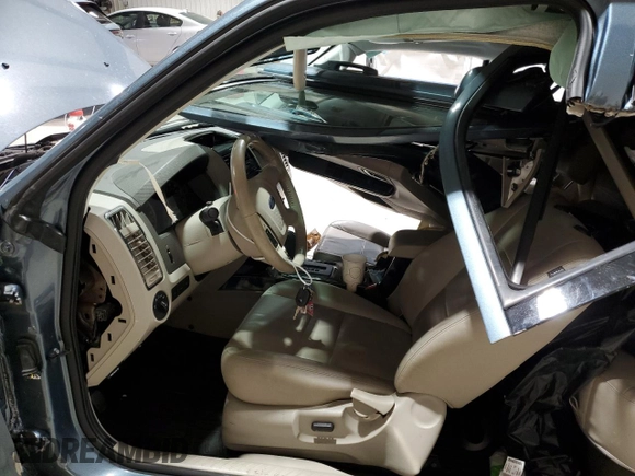 2011 Ford Escape Hybrid с VIN 1FMCU5K39BKA47925, выставлен на аукционе Copart как лот 86136274 с пробегом 79 504 миль миль и Списание • Salvage title. История ставок и продаж доступна на DreamBid. Изображение 7.