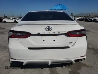 2022 Toyota Camry SE with VIN 4T1G11AK1NU656303, listed as a Copart auction lot 52543515 with 51,239 mi miles and Salvage Title. Bid and sale history available at DreamBid. Image 6.