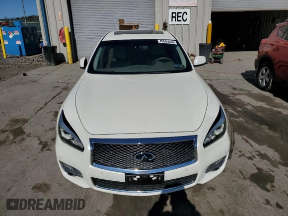 2019 Infiniti Q70 Luxe with VIN JN1BY1AR7KM585629, listed as a Copart auction lot 49665645 with 47,755 mi miles and Salvage Title. Bid and sale history available at DreamBid. Image 5.