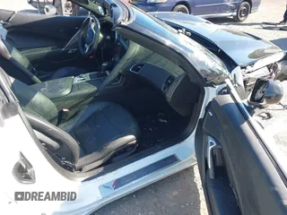 2017 Chevrolet Corvette Z06 2LZ z VIN 1G1YS2D60H5603089, wystawiony jako IAAI lot #42449220 z przebiegiem Nie podano mil oraz . Historia ofert i sprzedaży dostępna na DreamBid. Obrazek 5.
