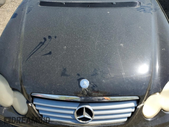 2003 Mercedes-Benz C 230 Kompressor with VIN WDBRN40J23A460301, listed as a Copart auction lot 53648495 with 133,887 mi miles and Salvage title. Bid and sale history available at DreamBid. Image 11.