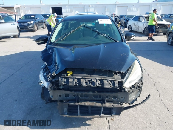 2016 Ford Focus SE with VIN 1FADP3F26GL207465, listed as a IAAI auction lot 41991122 with 133,195 mi miles. Bid and sale history available at carsss.com. Image 13.