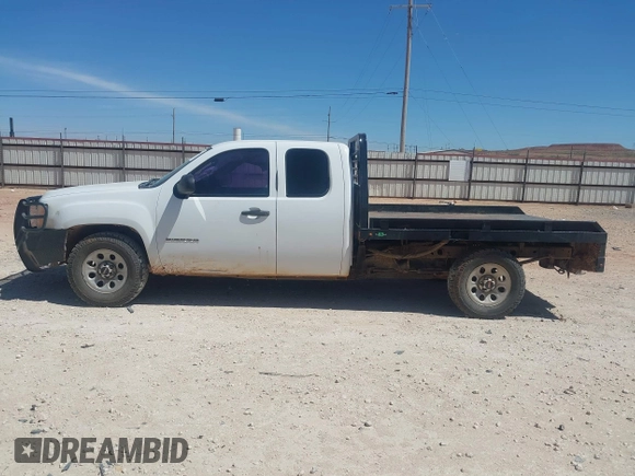 2010 GMC Sierra 1500 with VIN 1GTSKTE08AZ259166, listed as a IAAI auction lot 41846661 with 173,870 mi miles and . Bid and sale history available at DreamBid. Image 14.