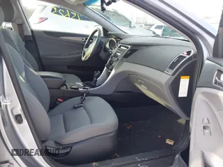2014 Hyundai Sonata Limited with VIN KMHEC4A4XEA112985, listed as a IAAI auction lot 41215625 with 42,216 mi miles and . Bid and sale history available at DreamBid. Image 5.