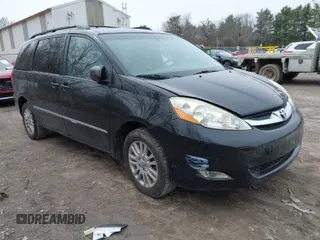 2009 Toyota Sienna XLE with VIN 5TDBK22C59S025086, listed as a IAAI auction lot 41932449 with 156,307 mi miles. Bid and sale history available at carsss.com. Image 1.