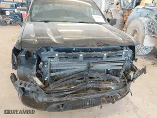 2020 GMC Sierra 1500 Elevation with VIN 3GTU9CEDXLG124359, listed as a IAAI auction lot 41363007 with 86,223 mi miles. Bid and sale history available at carsss.com. Image 13.