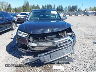2018 Audi Q5 Premium Plus with VIN WA1BNAFY9J2125799, listed as a IAAI auction lot 42035992 with 59,403 mi miles. Bid and sale history available at carsss.com. Image 12.